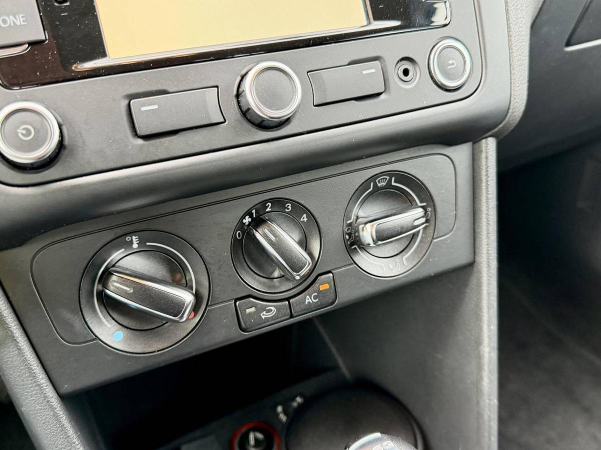 Volkswagen Polo Volkswagen Polo 1.2 TSI 90pk Comfortline | AUTOMAAT | LAGE KM NAP | 5 Deurs | Cruise | Airco | PDC |