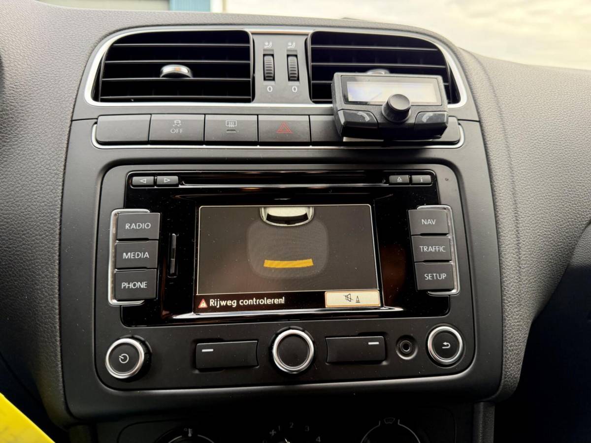 Volkswagen Polo Volkswagen Polo 1.2 TSI 90pk Comfortline | AUTOMAAT | LAGE KM NAP | 5 Deurs | Cruise | Airco | PDC |