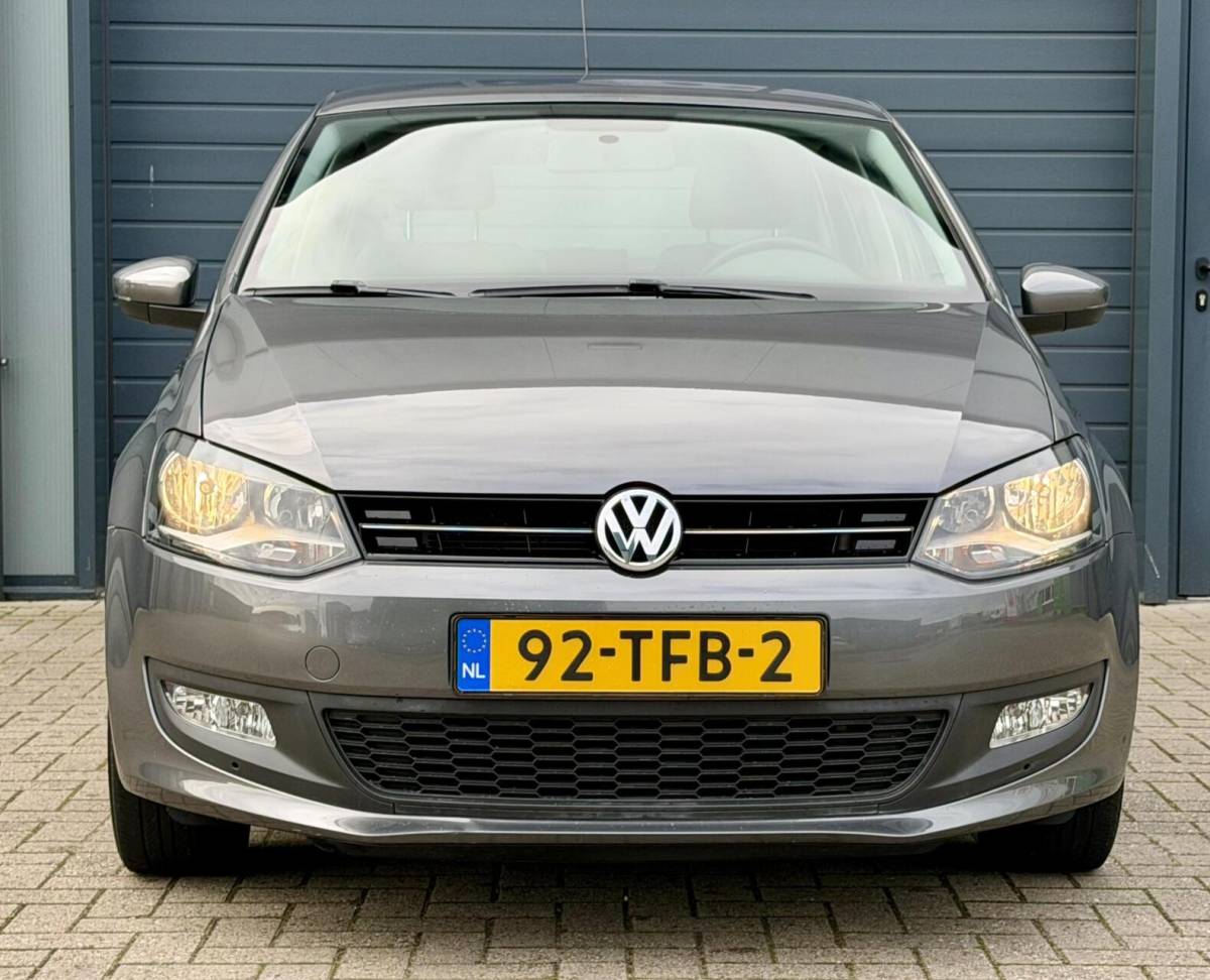 Volkswagen Polo Volkswagen Polo 1.2 TSI 90pk Comfortline | AUTOMAAT | LAGE KM NAP | 5 Deurs | Cruise | Airco | PDC |
