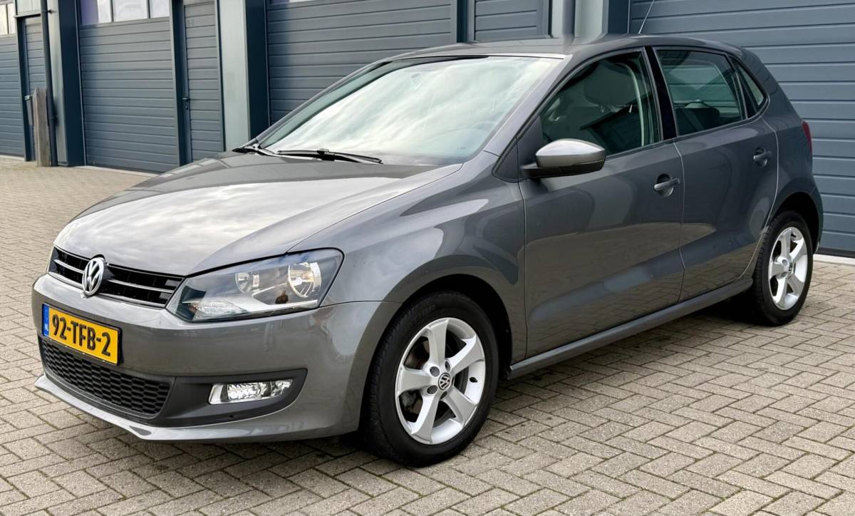 Volkswagen Polo Volkswagen Polo 1.2 TSI 90pk Comfortline | AUTOMAAT | LAGE KM NAP | 5 Deurs | Cruise | Airco | PDC |