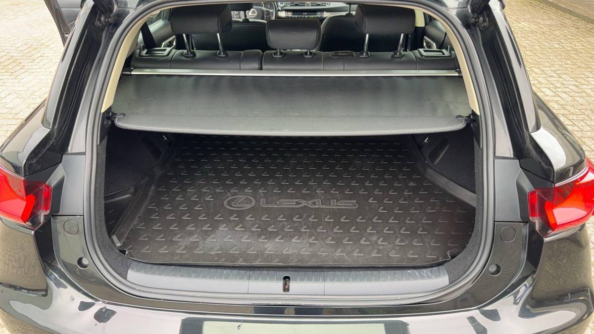 Lexus CT Lexus CT 200h Ultimate Edition Hybride Automaat|BTW|Volledig Onderhouden.