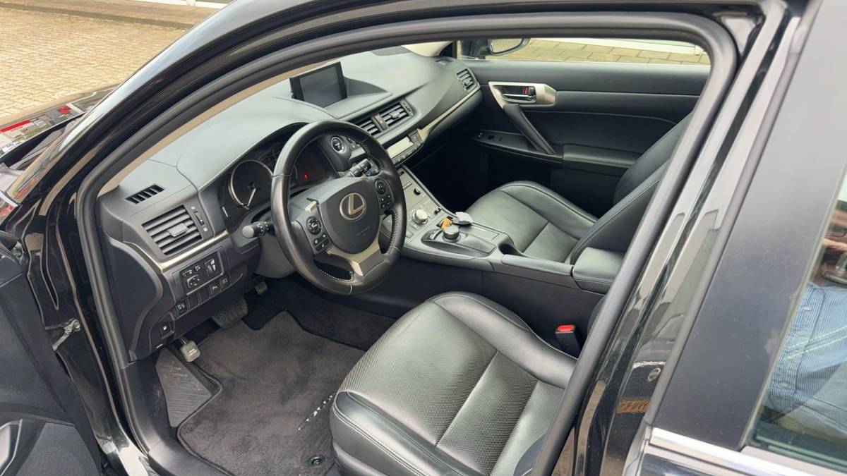 Lexus CT Lexus CT 200h Ultimate Edition Hybride Automaat|BTW|Volledig Onderhouden.