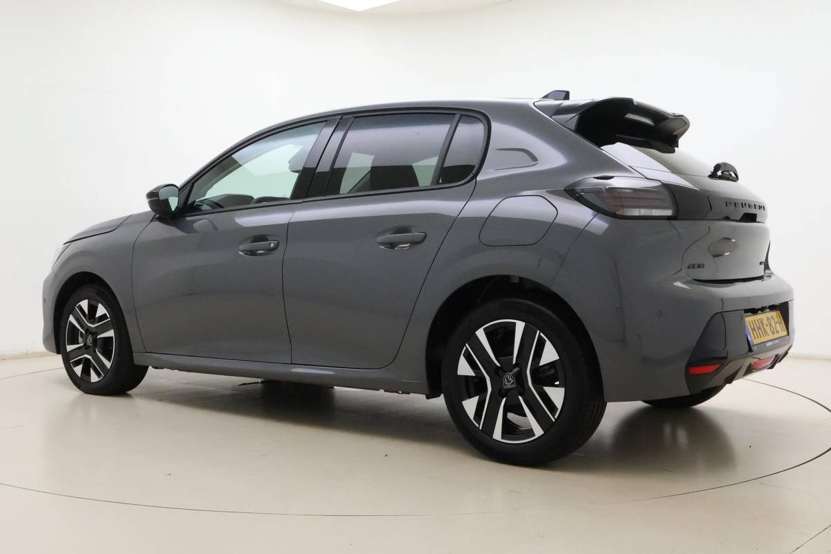 Peugeot 208 Peugeot 208 1.2 Hybrid 110 e-DCS6 Allure | Achteruitrijcamera | Adaptive cruise-control | Full-map navigatie | Stuurversnellingen | Verkeersborddetectie | Hill-hold | Apple carplay/Android auto | Dodehoekdetectie |