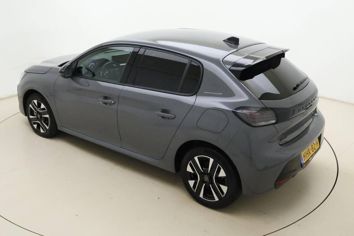 Peugeot 208 Peugeot 208 1.2 Hybrid 110 e-DCS6 Allure | Achteruitrijcamera | Adaptive cruise-control | Full-map navigatie | Stuurversnellingen | Verkeersborddetectie | Hill-hold | Apple carplay/Android auto | Dodehoekdetectie |