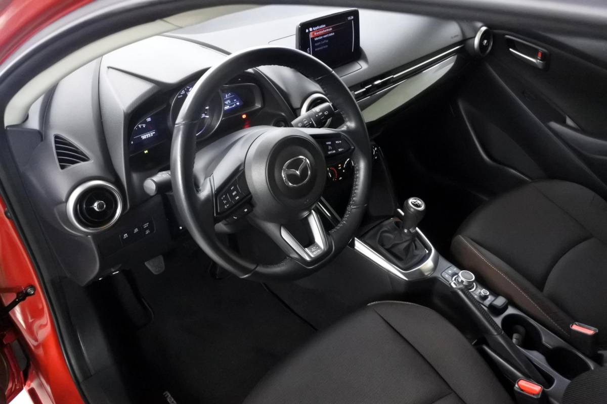 Mazda 2 Mazda 2 1.5 90pk MHEV Style Selected Rijklaar!