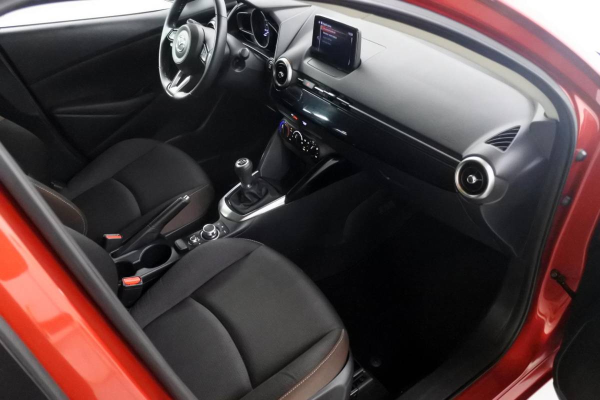 Mazda 2 Mazda 2 1.5 90pk MHEV Style Selected Rijklaar!
