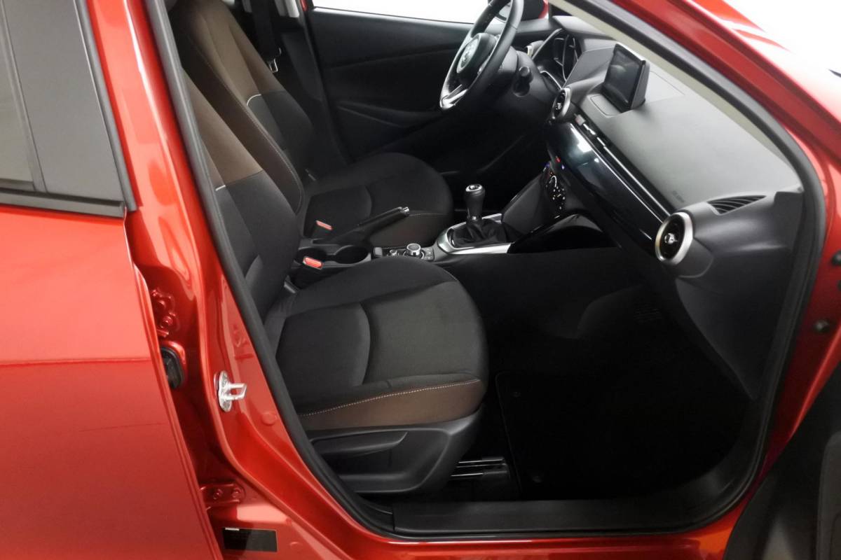 Mazda 2 Mazda 2 1.5 90pk MHEV Style Selected Rijklaar!