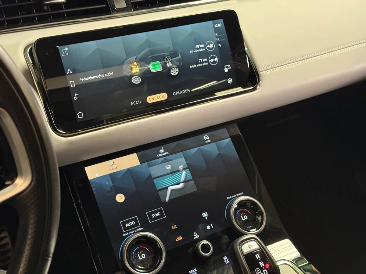 Land Rover Range Rover Evoque Land Rover Range Rover Evoque 1.5 P300e AWD Autobiography R Dynamic | Pano | Stoelverwarming | Camera | Led | Carplay