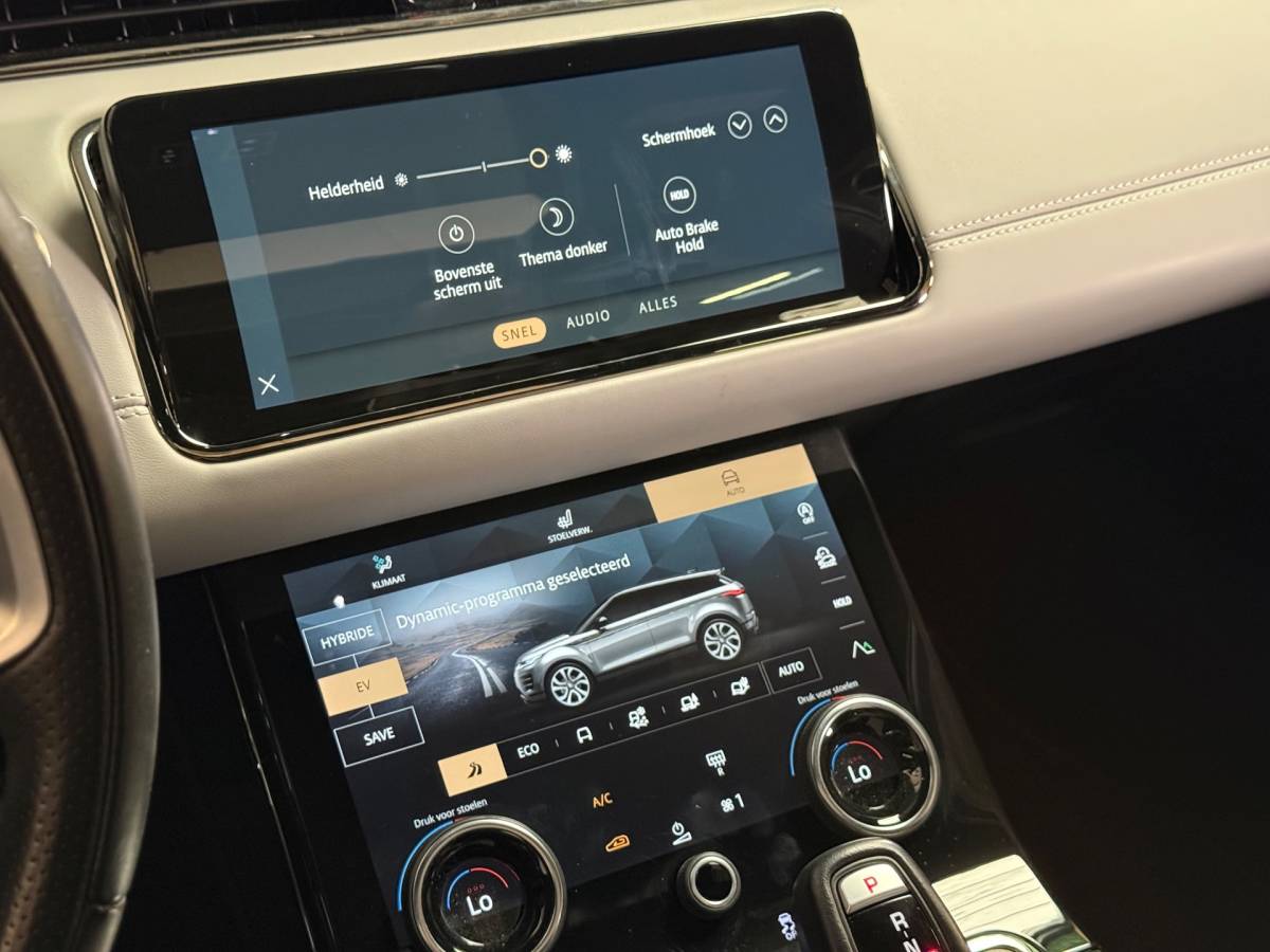 Land Rover Range Rover Evoque Land Rover Range Rover Evoque 1.5 P300e AWD Autobiography R Dynamic | Pano | Stoelverwarming | Camera | Led | Carplay