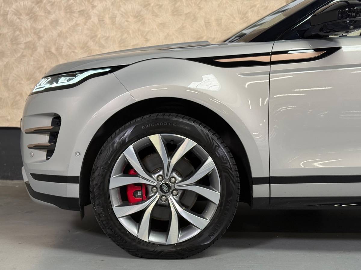 Land Rover Range Rover Evoque Land Rover Range Rover Evoque 1.5 P300e AWD Autobiography R Dynamic | Pano | Stoelverwarming | Camera | Led | Carplay