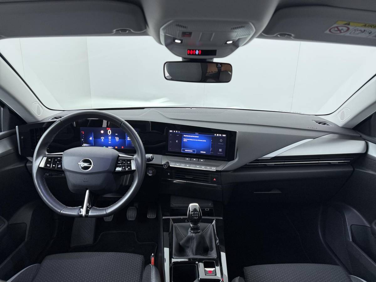 Opel Astra Opel Astra 1.2 Level 2 – Navigatie – Climate Control – LED Koplampen