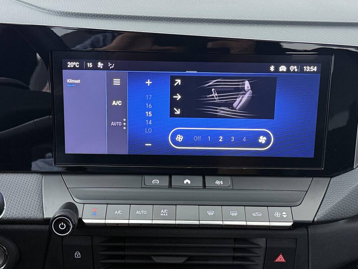 Opel Astra Opel Astra 1.2 Level 2 – Navigatie – Climate Control – LED Koplampen