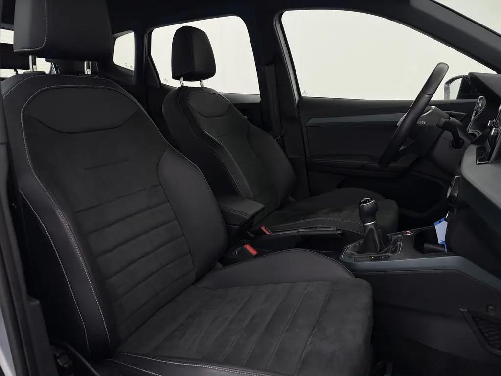 SEAT Arona SEAT Arona 1.0 TSI FR Xperience / Drive Assist / Carplay / Virtual / LED