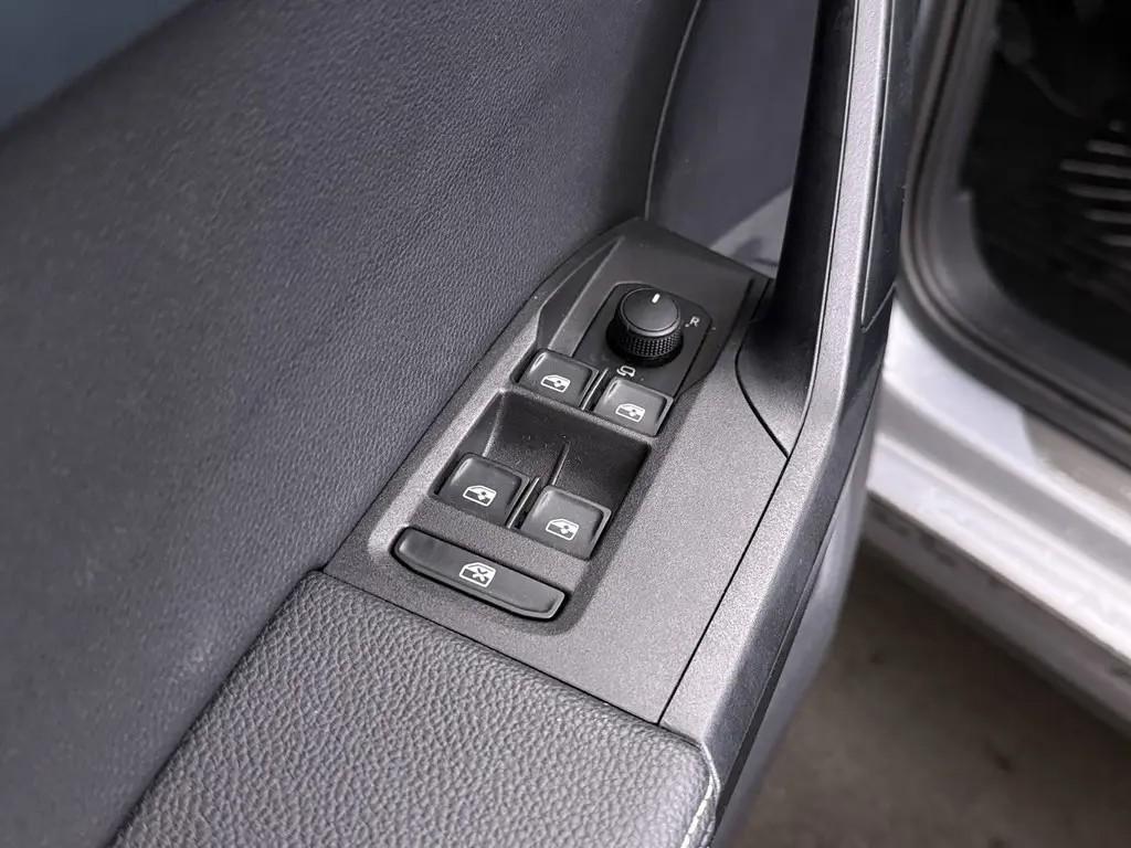 SEAT Arona SEAT Arona 1.0 TSI FR Xperience / Drive Assist / Carplay / Virtual / LED