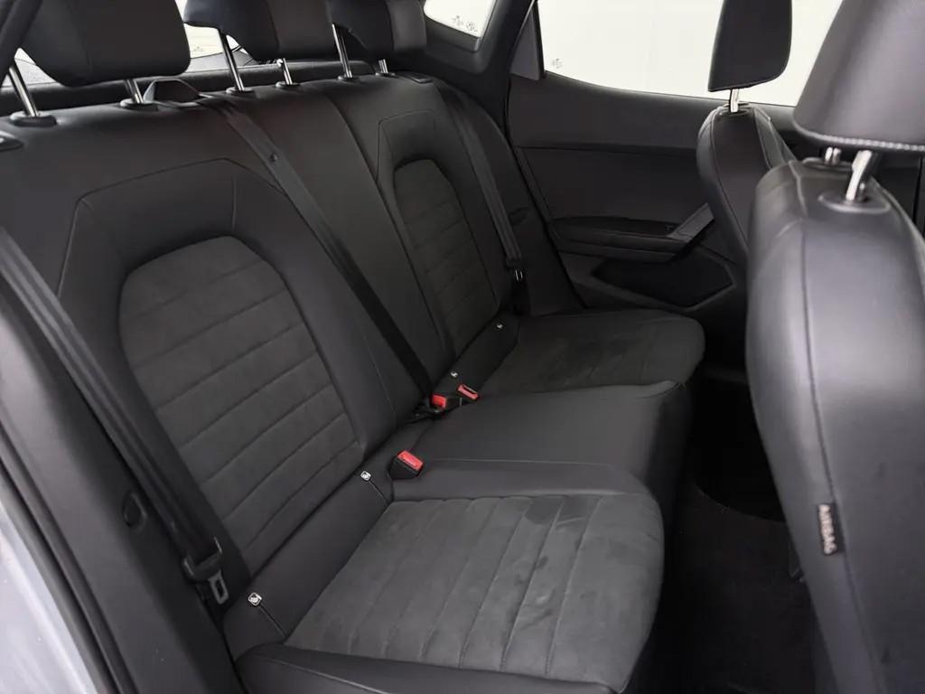 SEAT Arona SEAT Arona 1.0 TSI FR Xperience / Drive Assist / Carplay / Virtual / LED