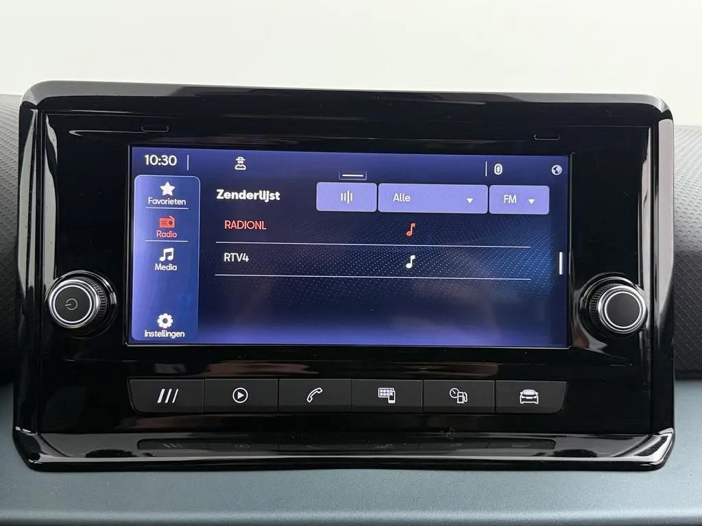SEAT Arona SEAT Arona 1.0 TSI FR Xperience / Drive Assist / Carplay / Virtual / LED