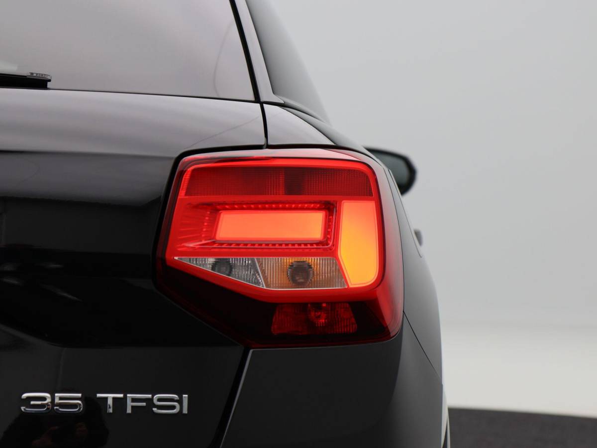 Audi Q2 Audi Q2 35 TFSi 150 Pk Automaat S-Line | Stoelverwarming | Virtual Cockpit | Trekhaak | Climatronic | 17 Inch | 109.156 Km !!