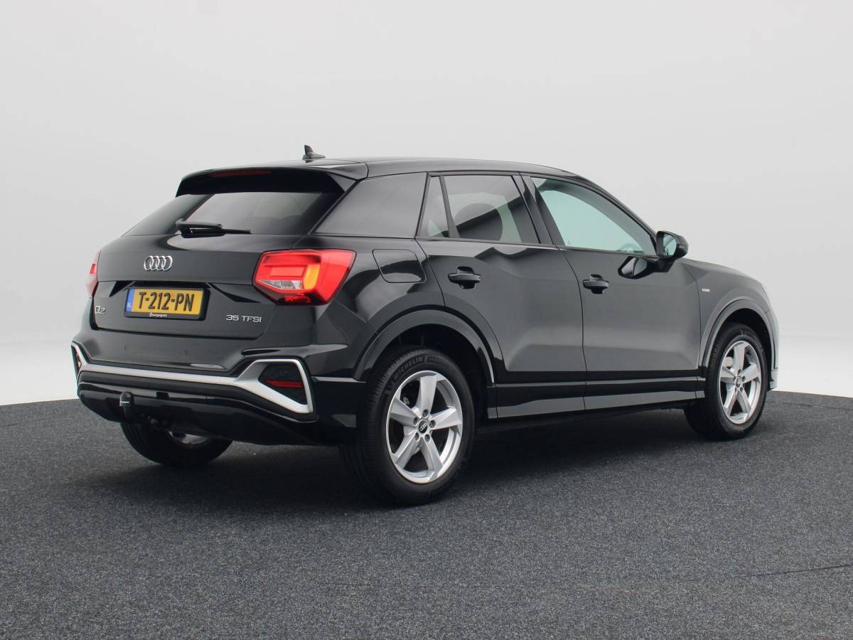Audi Q2 Audi Q2 35 TFSi 150 Pk Automaat S-Line | Stoelverwarming | Virtual Cockpit | Trekhaak | Climatronic | 17 Inch | 109.156 Km !!
