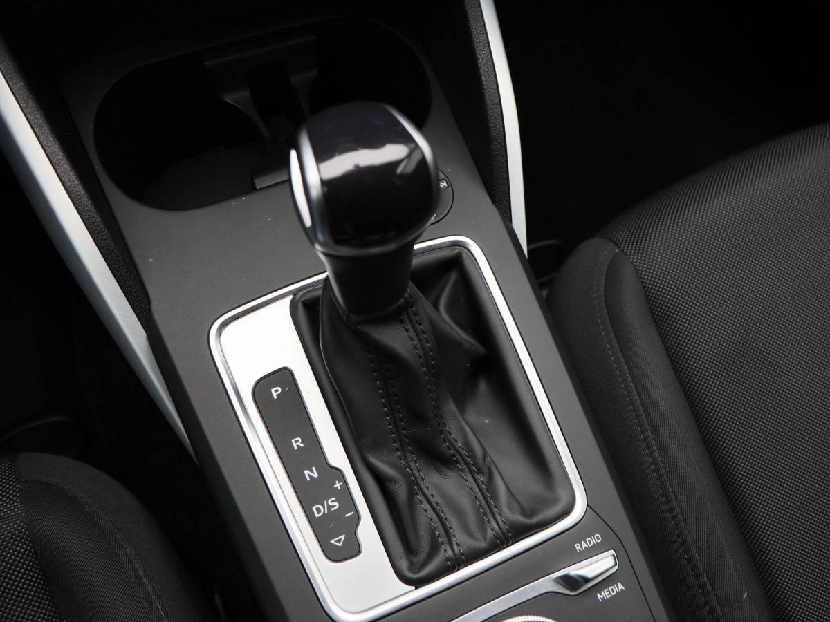 Audi Q2 Audi Q2 35 TFSi 150 Pk Automaat S-Line | Stoelverwarming | Virtual Cockpit | Trekhaak | Climatronic | 17 Inch | 109.156 Km !!