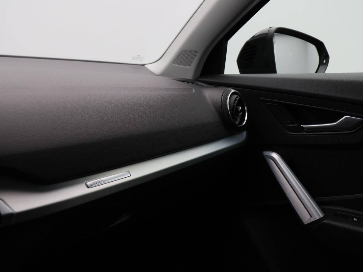 Audi Q2 Audi Q2 35 TFSi 150 Pk Automaat S-Line | Stoelverwarming | Virtual Cockpit | Trekhaak | Climatronic | 17 Inch | 109.156 Km !!
