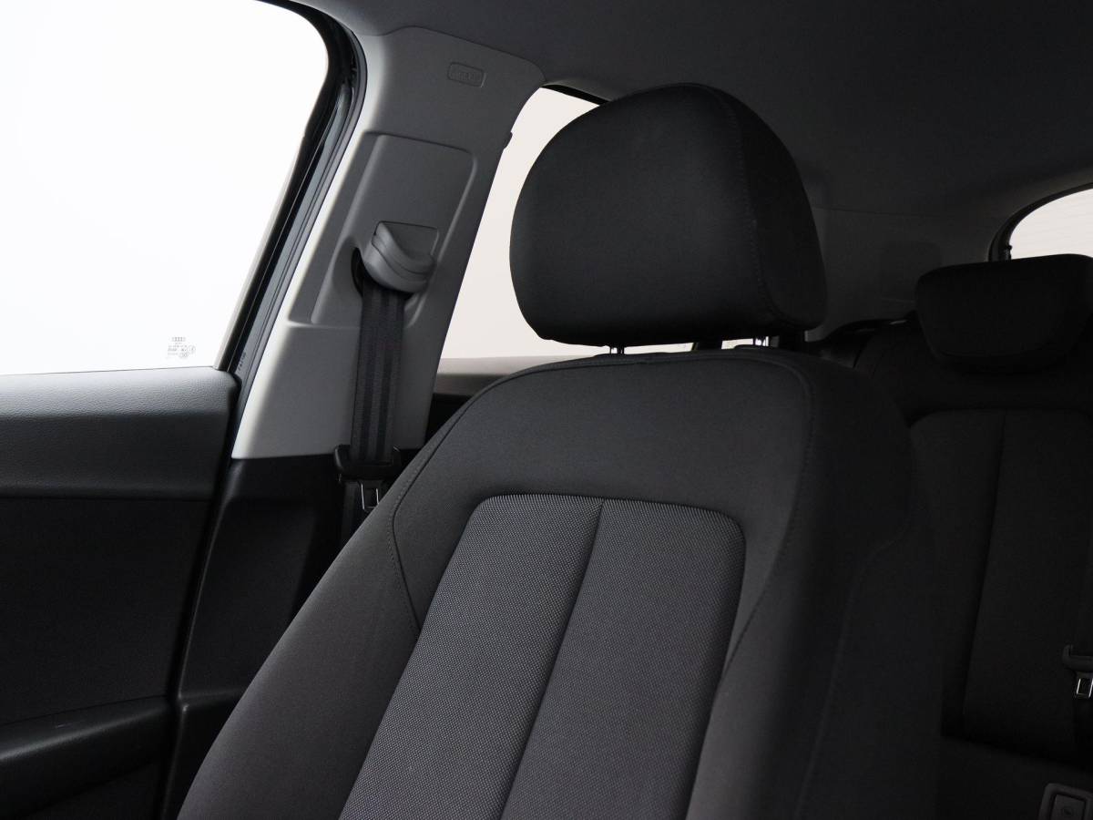 Audi Q2 Audi Q2 35 TFSi 150 Pk Automaat S-Line | Stoelverwarming | Virtual Cockpit | Trekhaak | Climatronic | 17 Inch | 109.156 Km !!