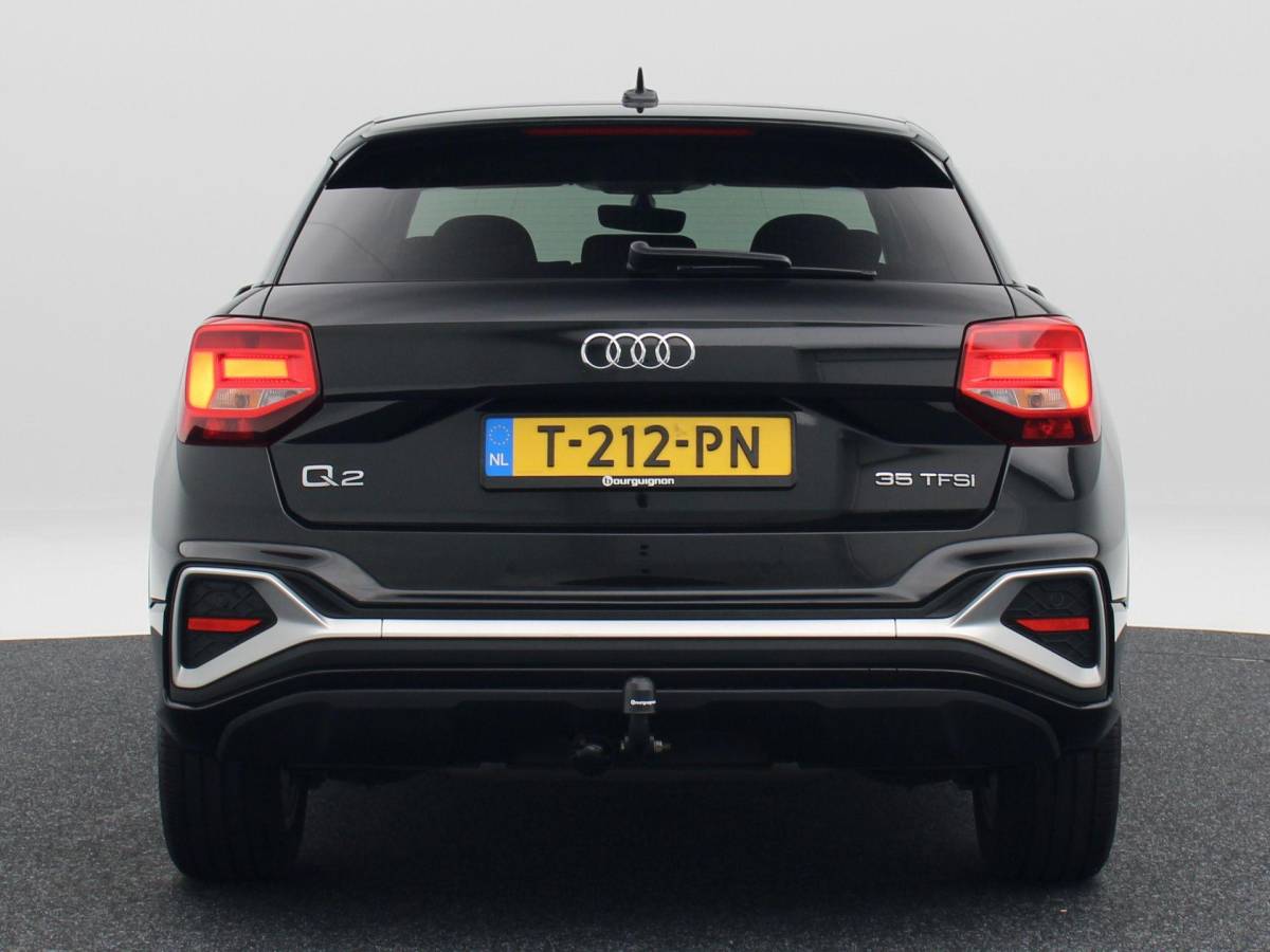 Audi Q2 Audi Q2 35 TFSi 150 Pk Automaat S-Line | Stoelverwarming | Virtual Cockpit | Trekhaak | Climatronic | 17 Inch | 109.156 Km !!