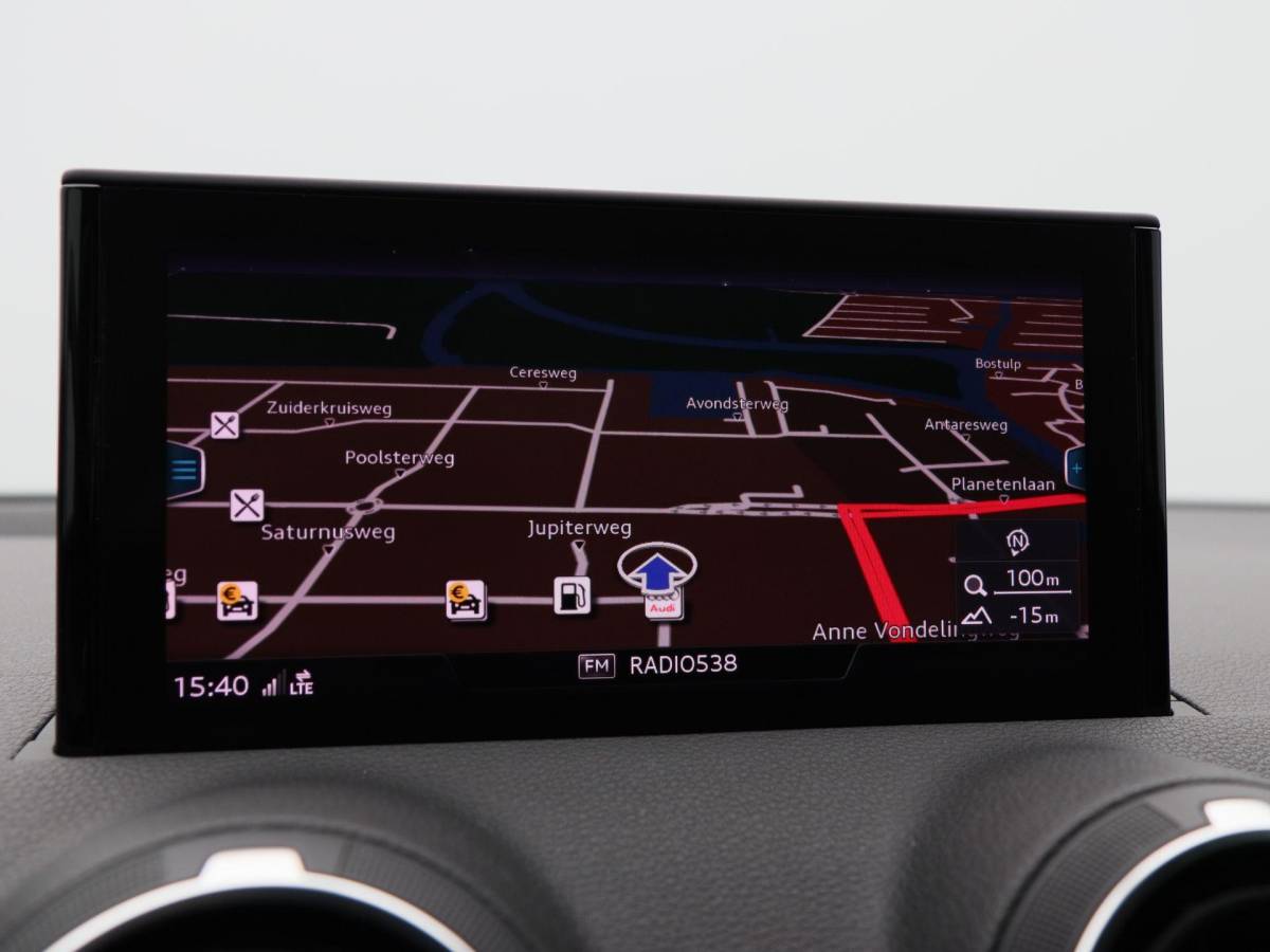 Audi Q2 Audi Q2 35 TFSi 150 Pk Automaat S-Line | Stoelverwarming | Virtual Cockpit | Trekhaak | Climatronic | 17 Inch | 109.156 Km !!