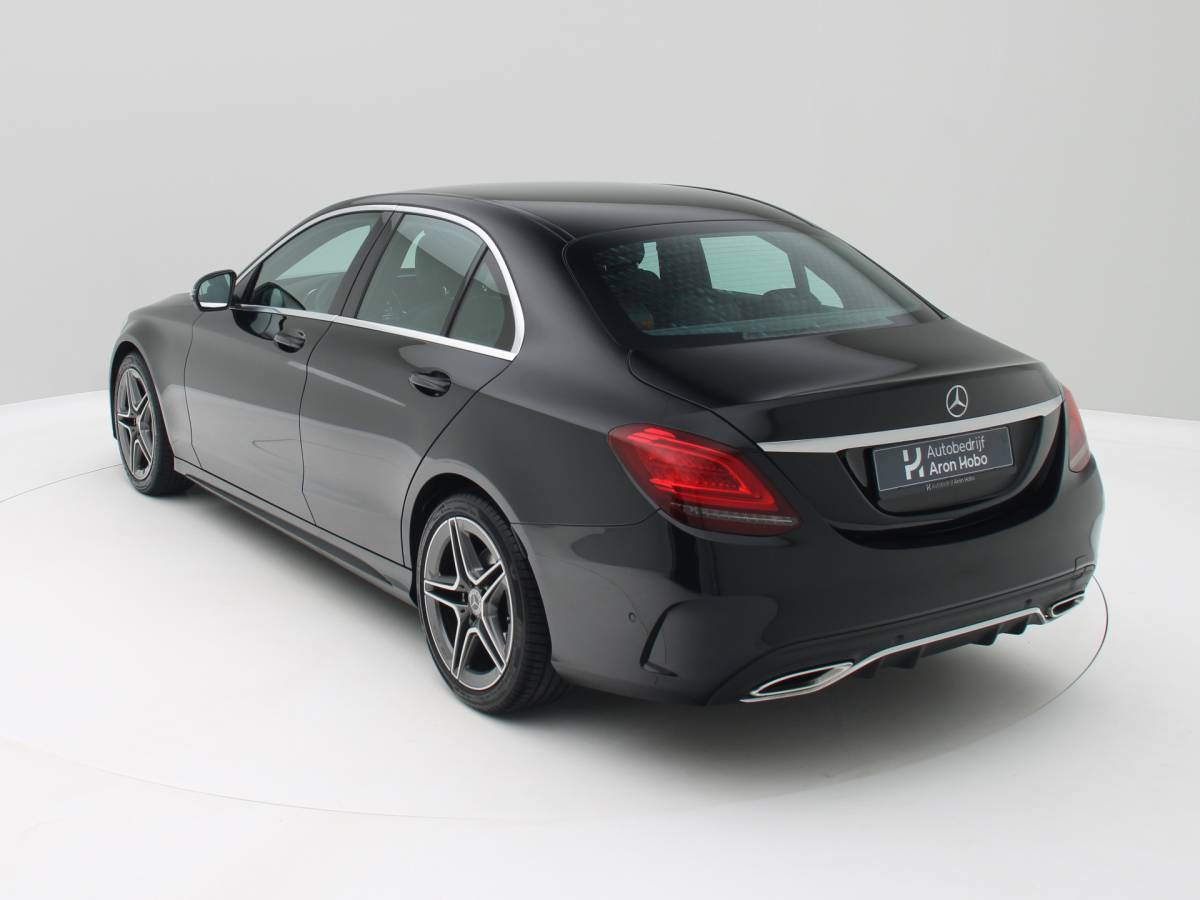 Mercedes-Benz C-Klasse Mercedes-Benz C-klasse 180 AMG Distronic, Carplay, Camera