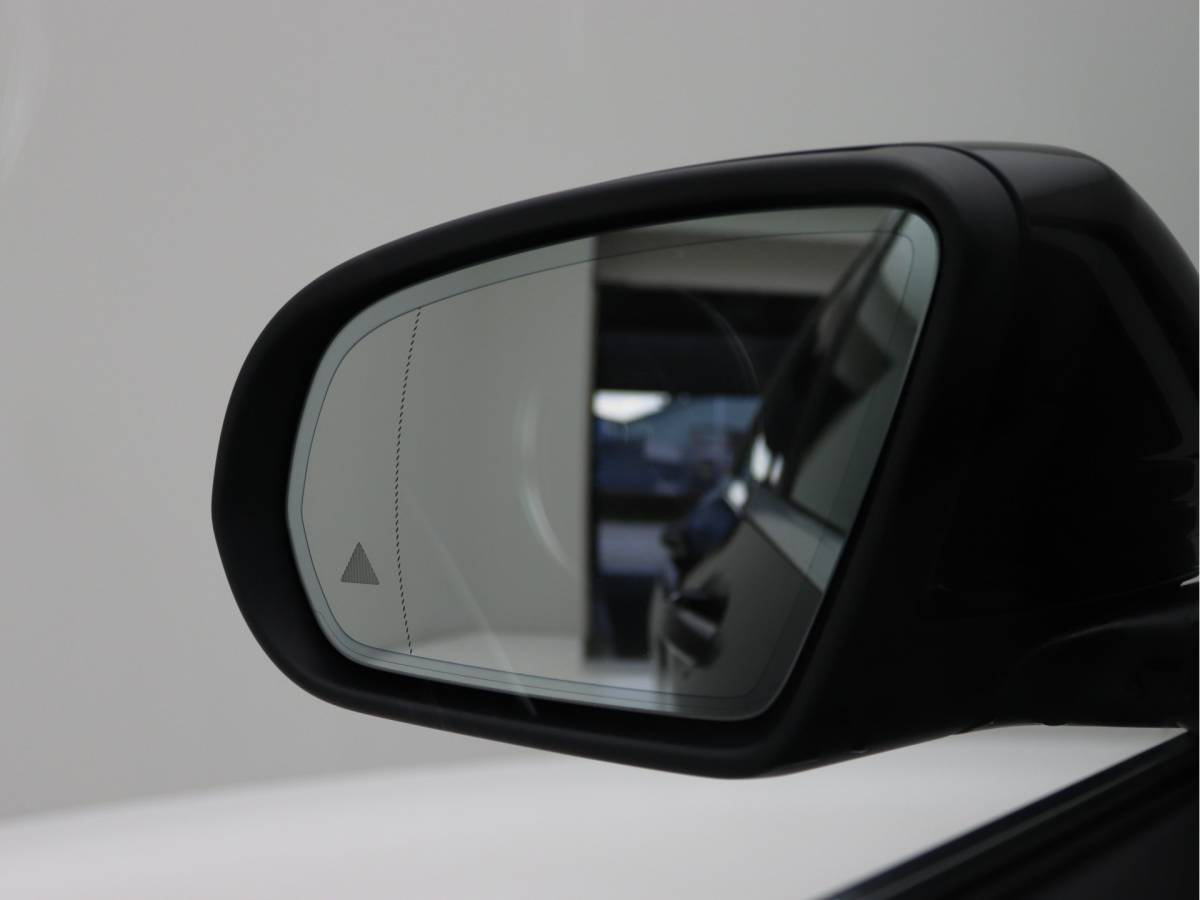 Mercedes-Benz C-Klasse Mercedes-Benz C-klasse 180 AMG Distronic, Carplay, Camera