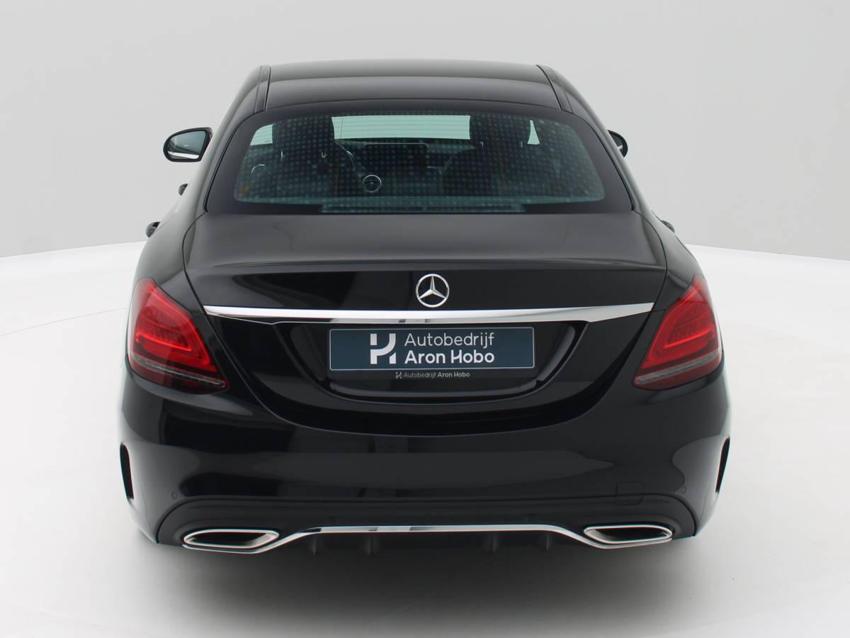 Mercedes-Benz C-Klasse Mercedes-Benz C-klasse 180 AMG Distronic, Carplay, Camera