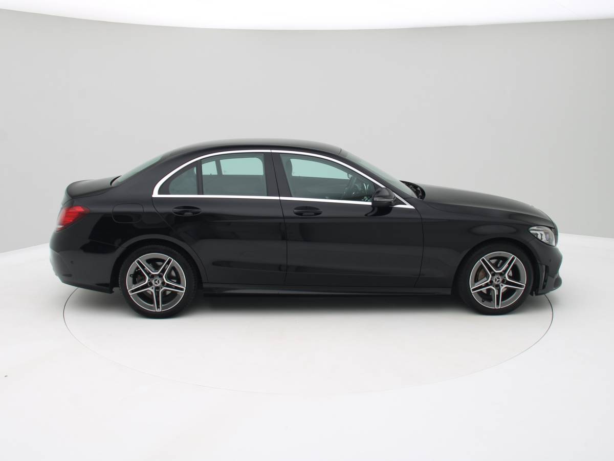 Mercedes-Benz C-Klasse Mercedes-Benz C-klasse 180 AMG Distronic, Carplay, Camera