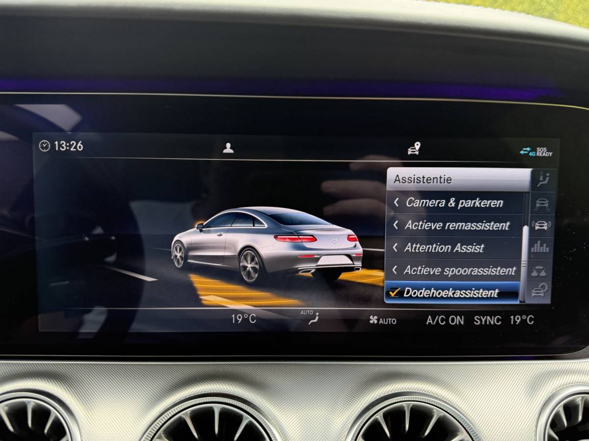 Mercedes-Benz E-Klasse Mercedes-Benz E-klasse Coupé 300 | AMG | Luchtvering | Night Edition | Burmester | Memory | Premium | Pano | Carplay | Widescreen