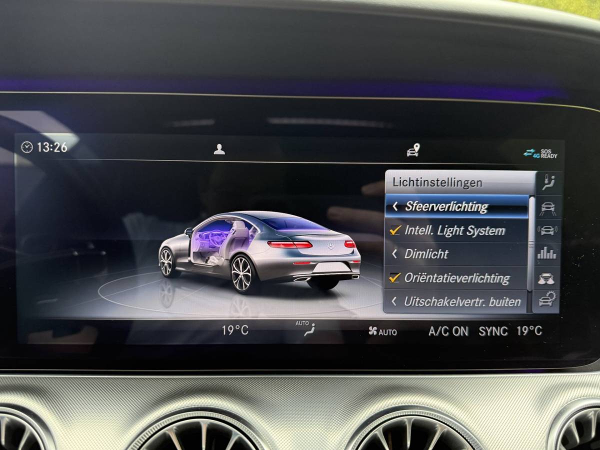 Mercedes-Benz E-Klasse Mercedes-Benz E-klasse Coupé 300 | AMG | Luchtvering | Night Edition | Burmester | Memory | Premium | Pano | Carplay | Widescreen