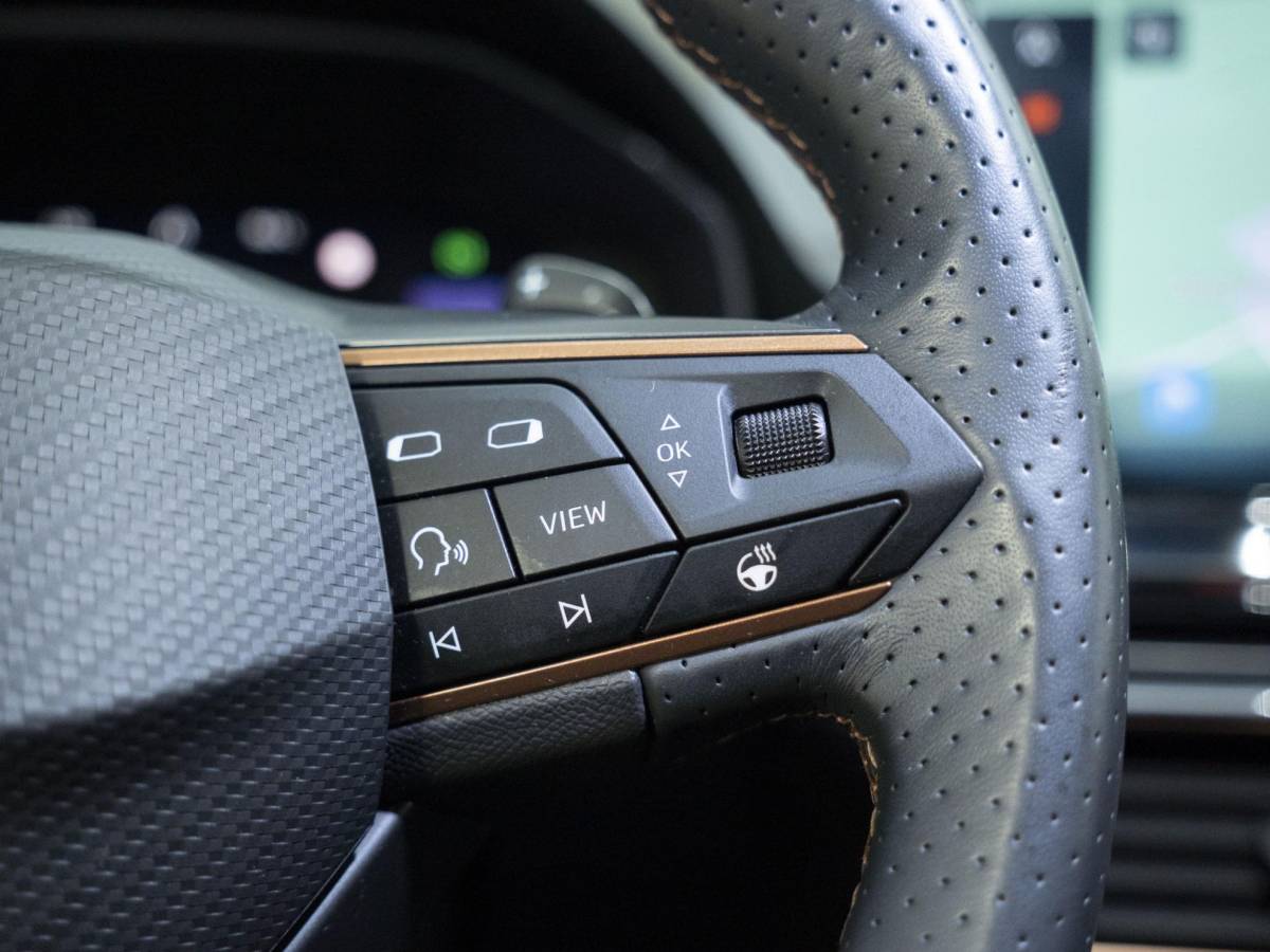 CUPRA Formentor CUPRA Formentor 1.4 e-Hybrid Business | Apple Carplay & Android Auto | Camera | Navigatie