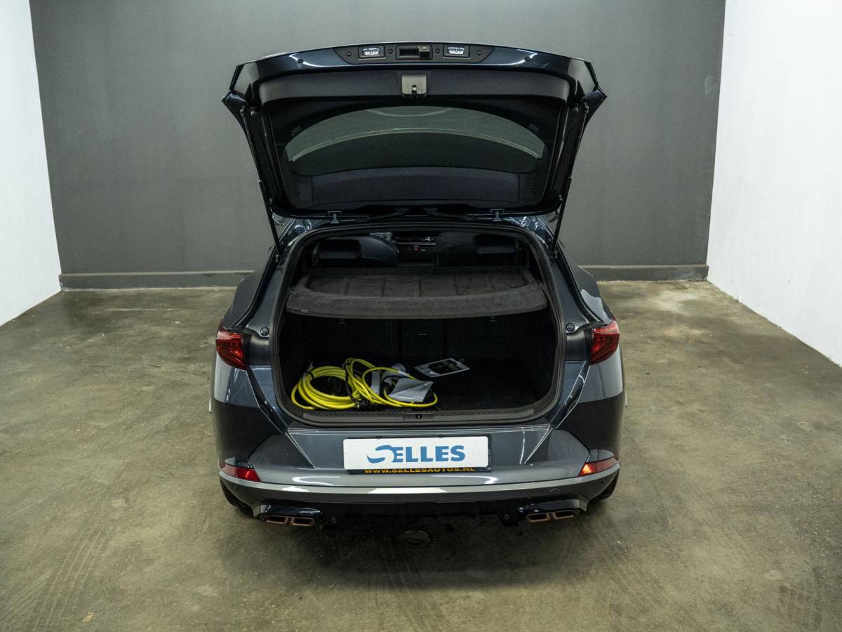 CUPRA Formentor CUPRA Formentor 1.4 e-Hybrid Business | Apple Carplay & Android Auto | Camera | Navigatie