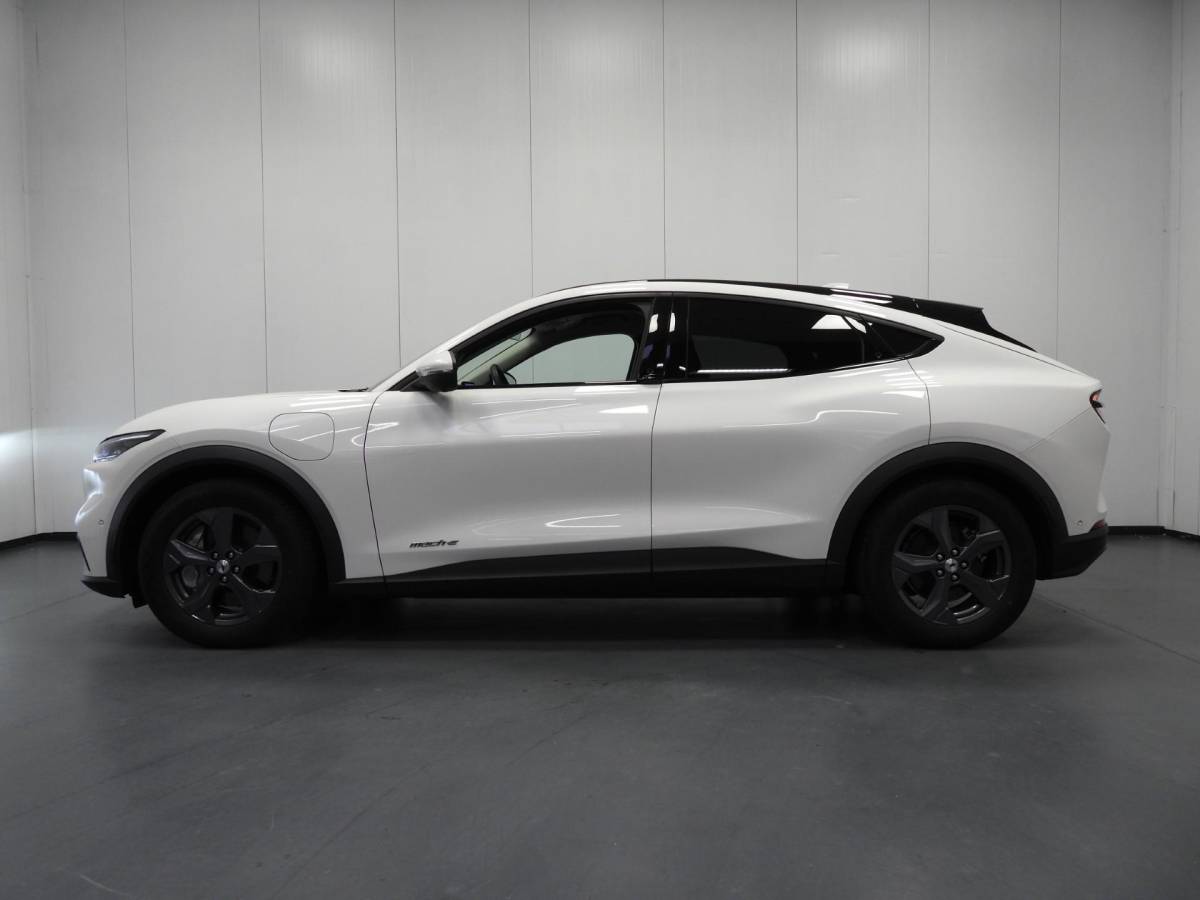 Ford Mustang Mach-E Ford Mustang Mach-E RWD 75 kWh LEER/NAVI/360CAM/LED/B&O/18″LMV!