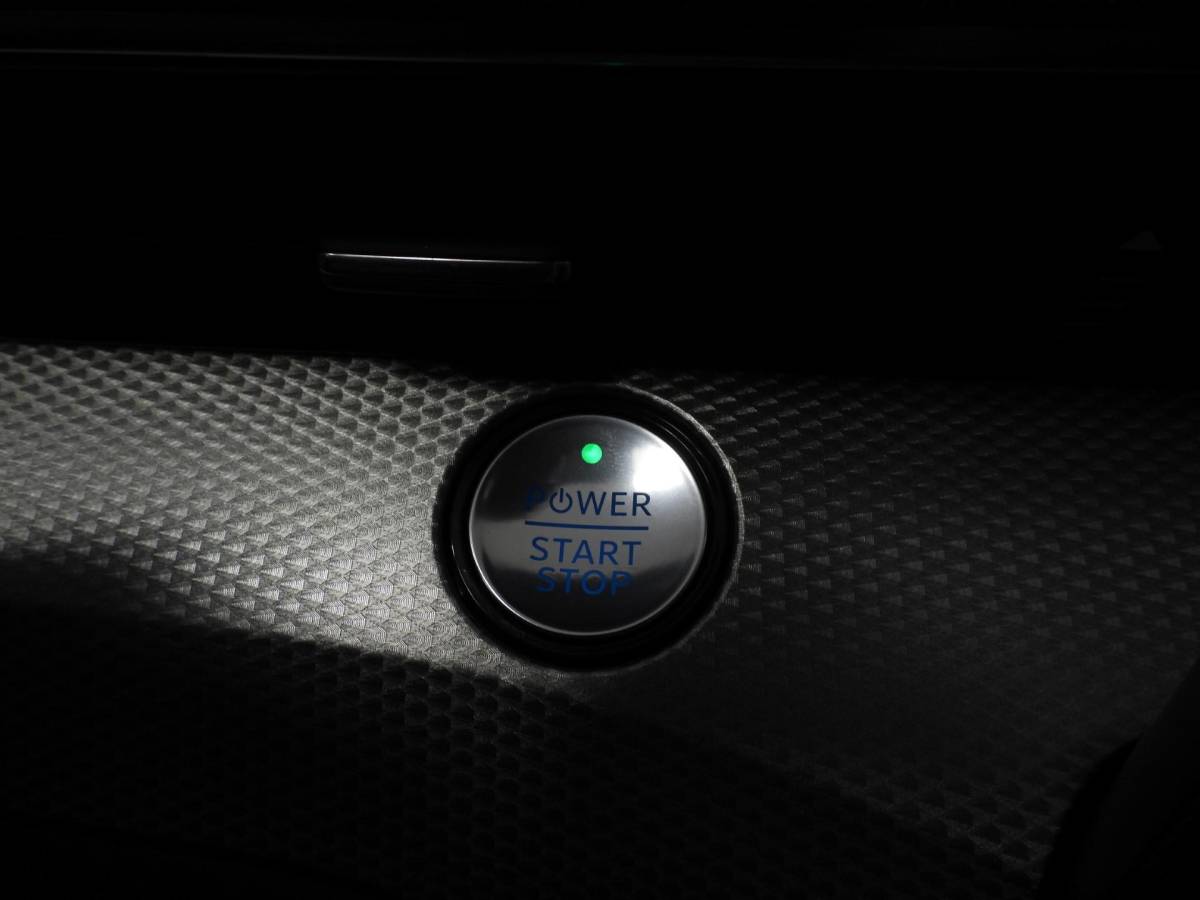 Ford Mustang Mach-E Ford Mustang Mach-E RWD 75 kWh LEER/NAVI/360CAM/LED/B&O/18″LMV!
