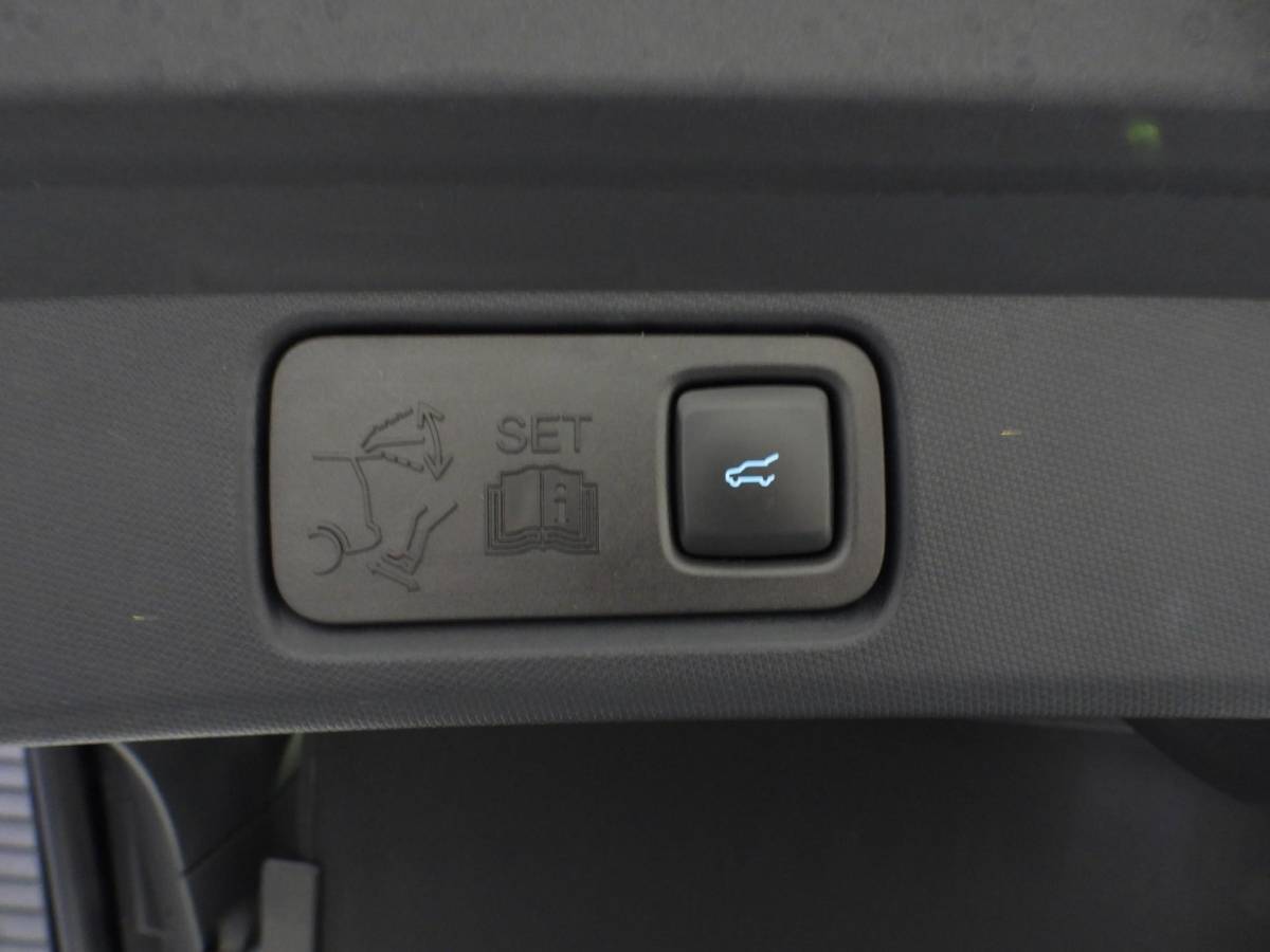 Ford Mustang Mach-E Ford Mustang Mach-E RWD 75 kWh LEER/NAVI/360CAM/LED/B&O/18″LMV!