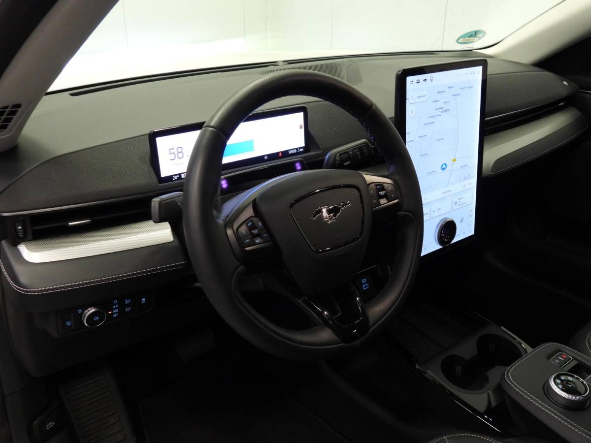 Ford Mustang Mach-E Ford Mustang Mach-E RWD 75 kWh LEER/NAVI/360CAM/LED/B&O/18″LMV!