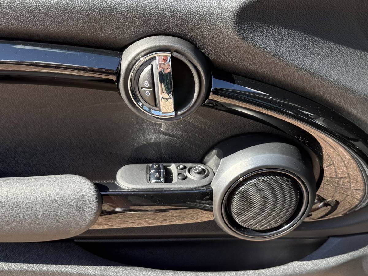 MINI Cooper Mini Cooper 1.5 | 60 Years Edt. | Pano | HUD | H/K | Leer | Carplay | Keyless | NL Auto | Dealer onderhoud