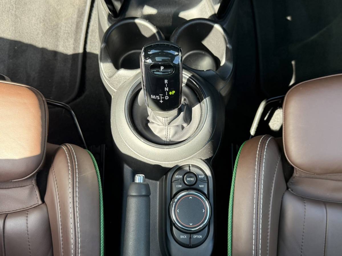 MINI Cooper Mini Cooper 1.5 | 60 Years Edt. | Pano | HUD | H/K | Leer | Carplay | Keyless | NL Auto | Dealer onderhoud