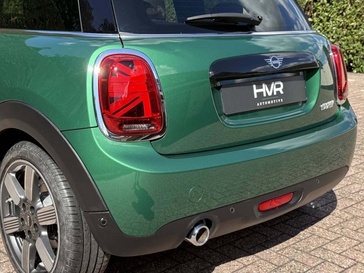 MINI Cooper Mini Cooper 1.5 | 60 Years Edt. | Pano | HUD | H/K | Leer | Carplay | Keyless | NL Auto | Dealer onderhoud
