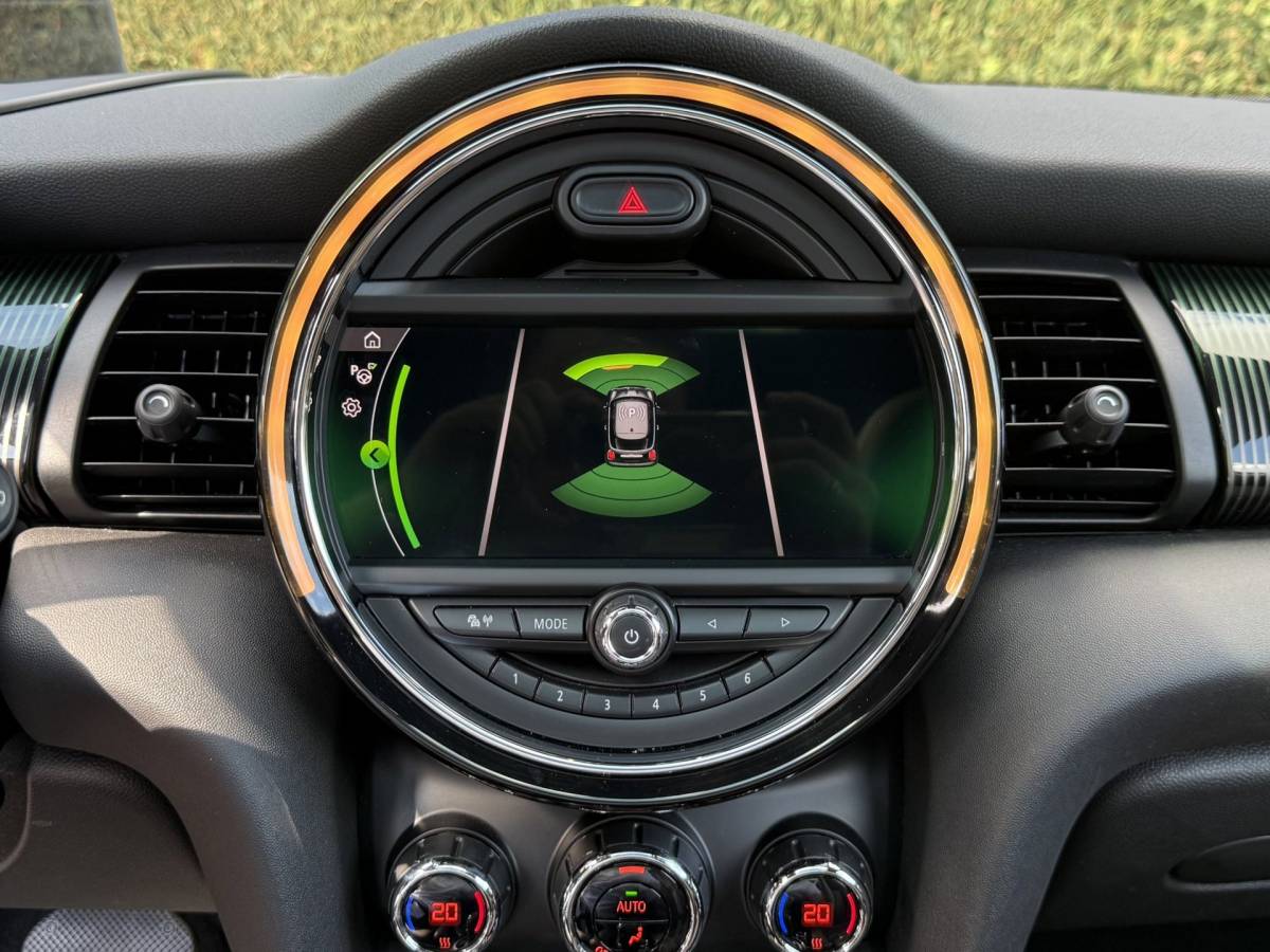 MINI Cooper Mini Cooper 1.5 | 60 Years Edt. | Pano | HUD | H/K | Leer | Carplay | Keyless | NL Auto | Dealer onderhoud