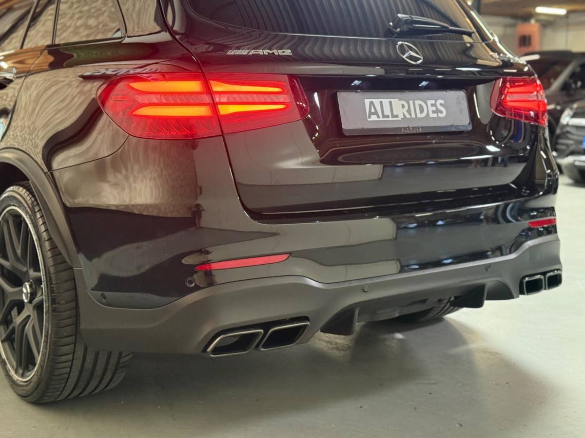 Mercedes-Benz GLC Mercedes-Benz GLC-klasse AMG 63 S 4MATIC+ | Pano | Keramisch | stoel- verwarming/verkoeling | Carbon | Trekhaak | ACC