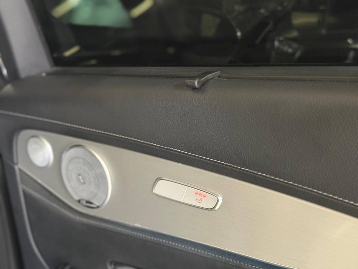 Mercedes-Benz GLC Mercedes-Benz GLC-klasse AMG 63 S 4MATIC+ | Pano | Keramisch | stoel- verwarming/verkoeling | Carbon | Trekhaak | ACC