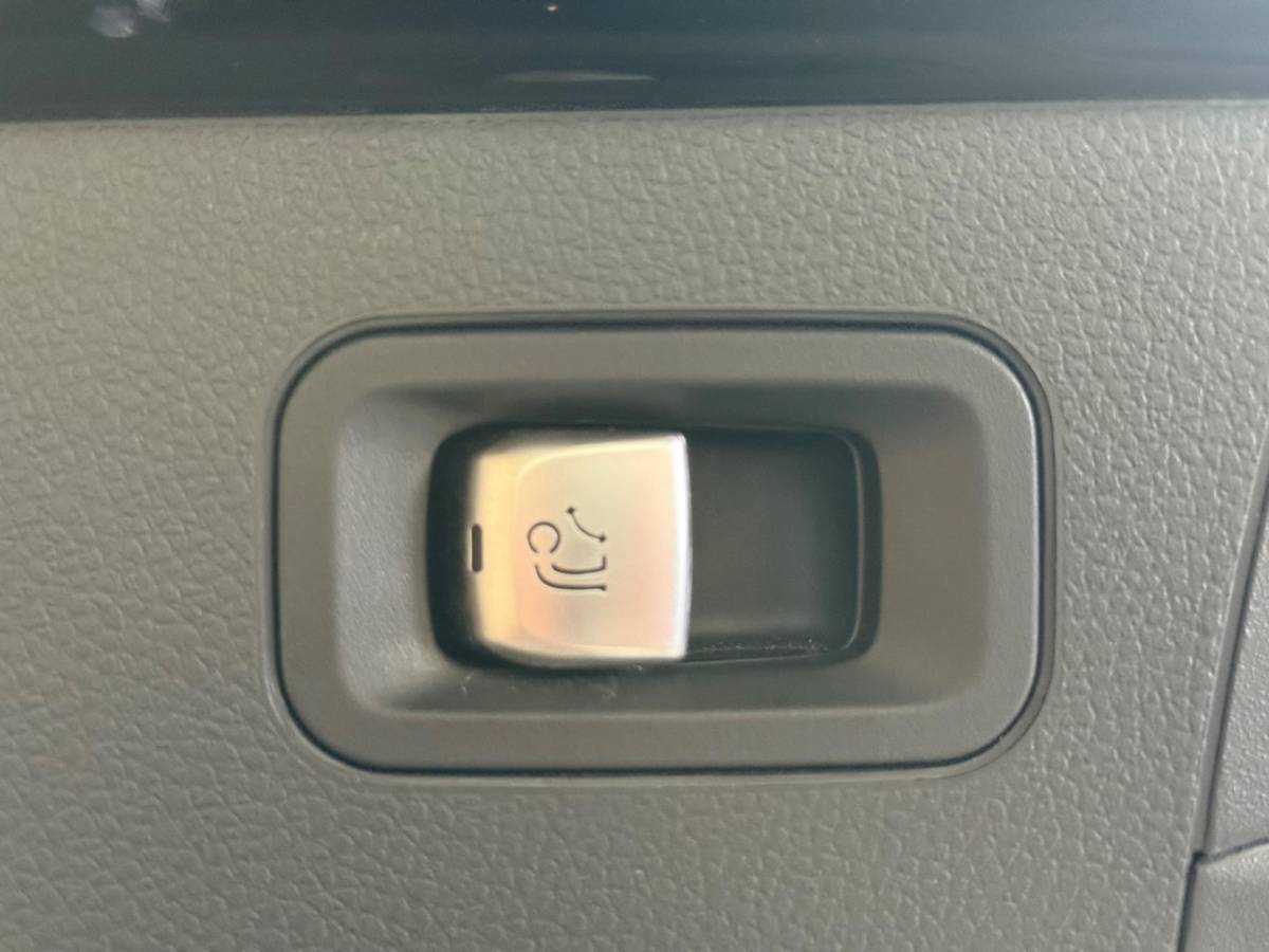 Mercedes-Benz GLC Mercedes-Benz GLC-klasse AMG 63 S 4MATIC+ | Pano | Keramisch | stoel- verwarming/verkoeling | Carbon | Trekhaak | ACC