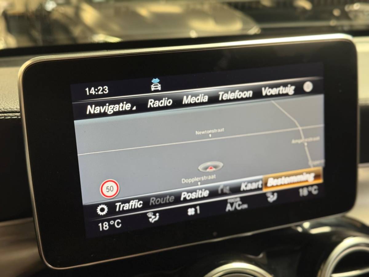 Mercedes-Benz GLC Mercedes-Benz GLC-klasse AMG 63 S 4MATIC+ | Pano | Keramisch | stoel- verwarming/verkoeling | Carbon | Trekhaak | ACC