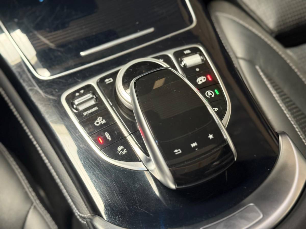 Mercedes-Benz GLC Mercedes-Benz GLC-klasse AMG 63 S 4MATIC+ | Pano | Keramisch | stoel- verwarming/verkoeling | Carbon | Trekhaak | ACC