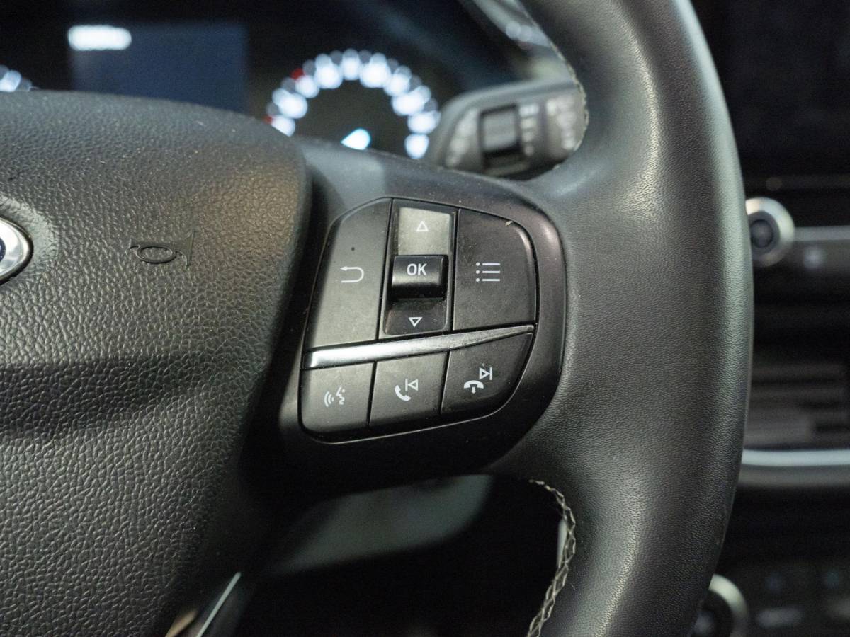 Ford Puma Ford Puma 1.0 EcoBoost Hybrid | Apple carplay | Camera | led koplampen | Bluetooth | Navigatie | Hybride |