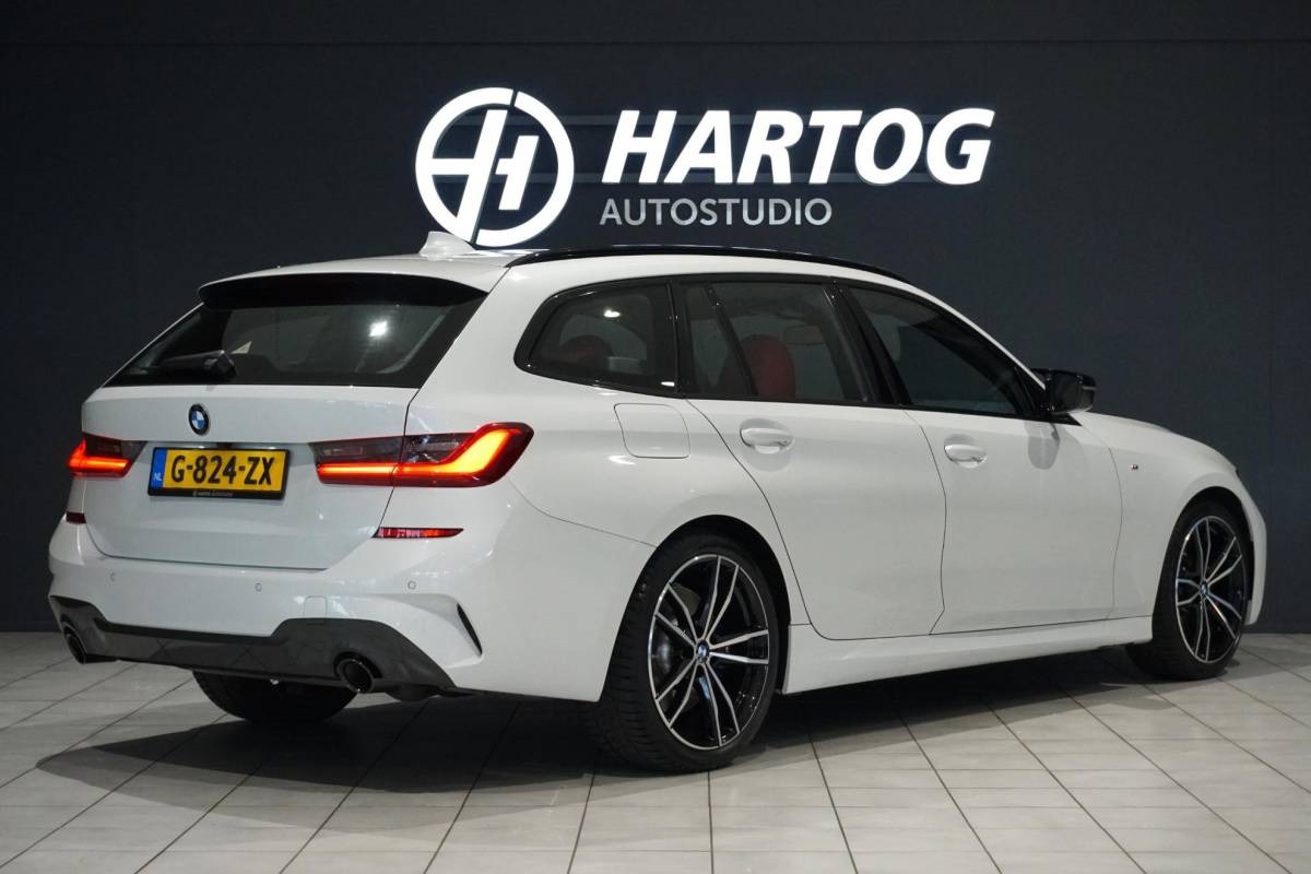 BMW 3 Serie BMW 3-serie Touring 330i High Executive Edition M + INDIVIDUAL LEDER / MINERALWEISS METALLIC / M-PERFORMANCE